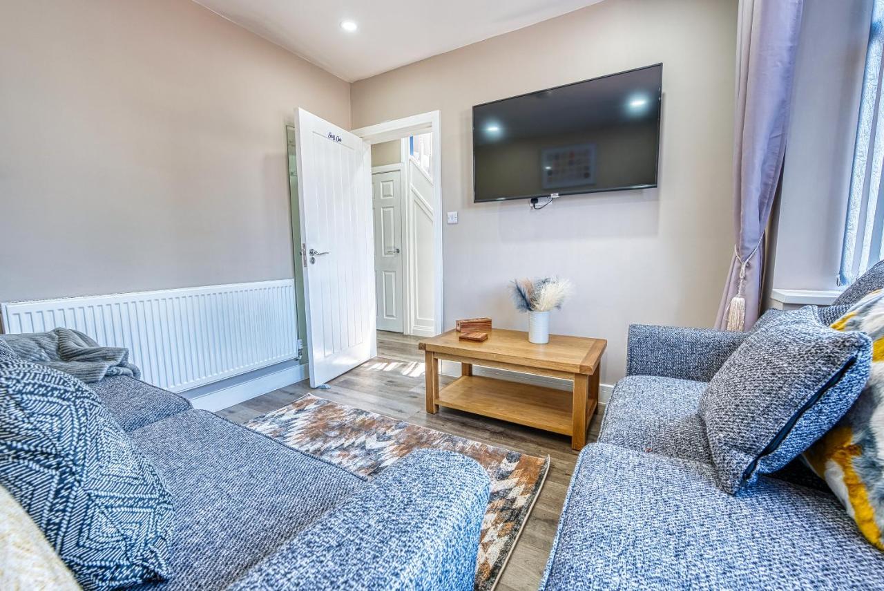Stylish House - B'Ham Airport And Nec, Jlr Solihull, Business & Leisure Stays - Aspen House Luaran gambar